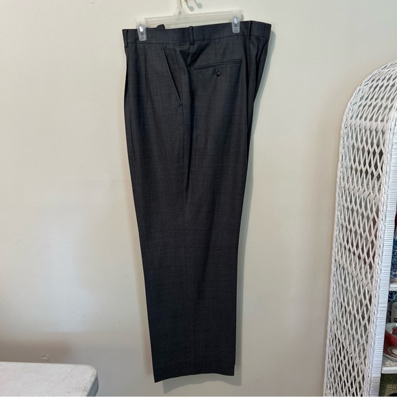 Vince Glen Plaid Suit Men’s 48L Designed In Italy Gray Pants 43 Easily Tailored - Picture 6 of 16